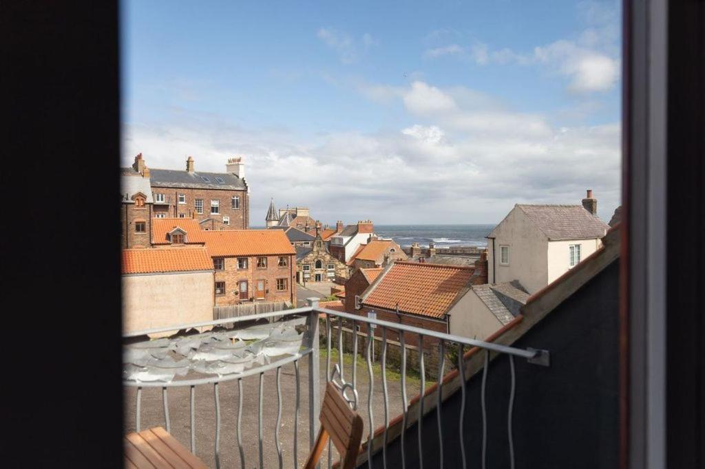 Silver Street Suites Whitby Bagian luar foto