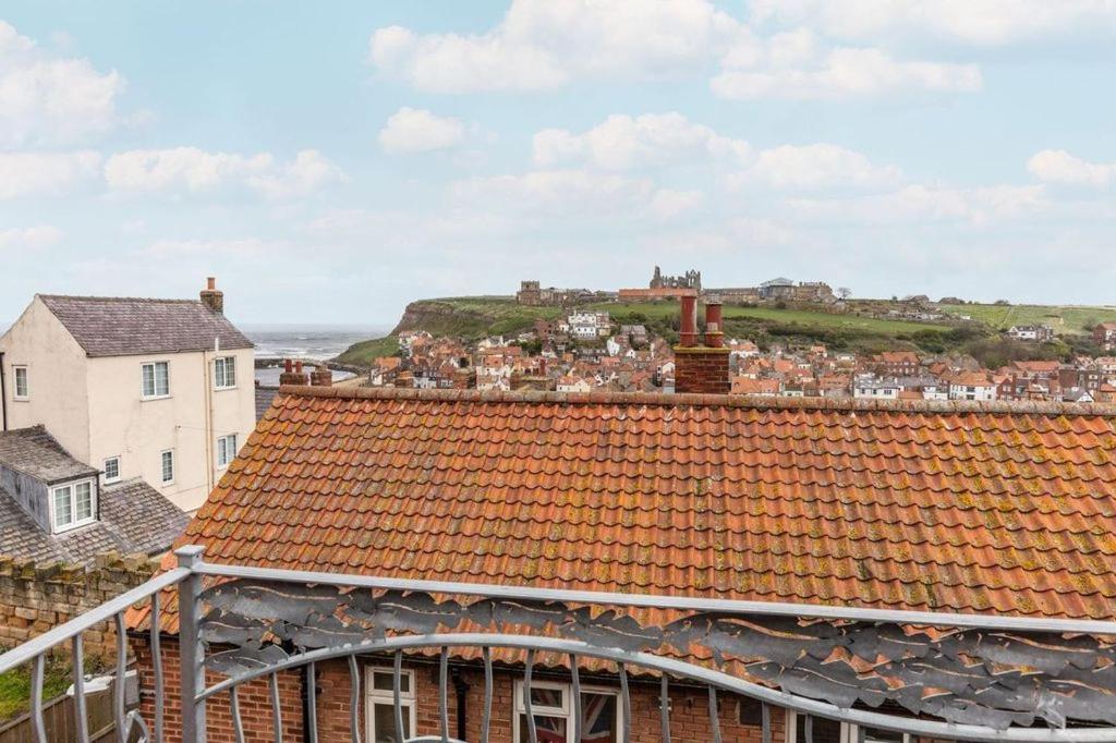 Silver Street Suites Whitby Bagian luar foto
